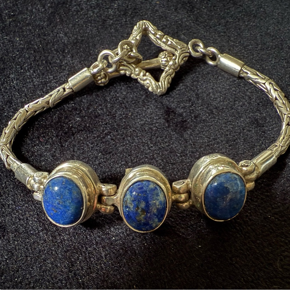 Gorgeous 925 Sterling Silver Lapis Stone Byzantine Style Bracelet.  6.5